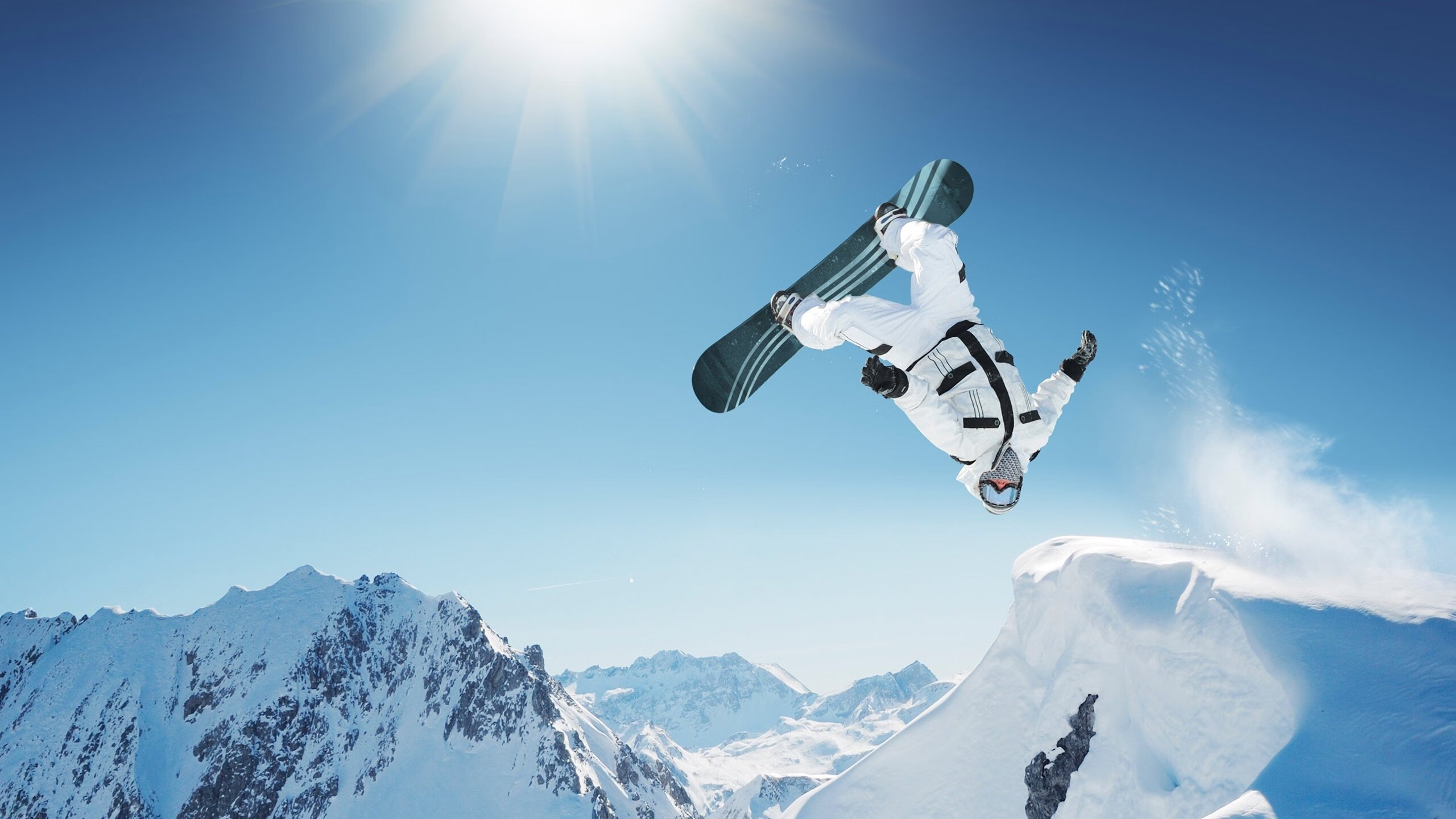 丹·卡特：突破传统踢球模式，引领全黑队的新攻势，丹.卡特