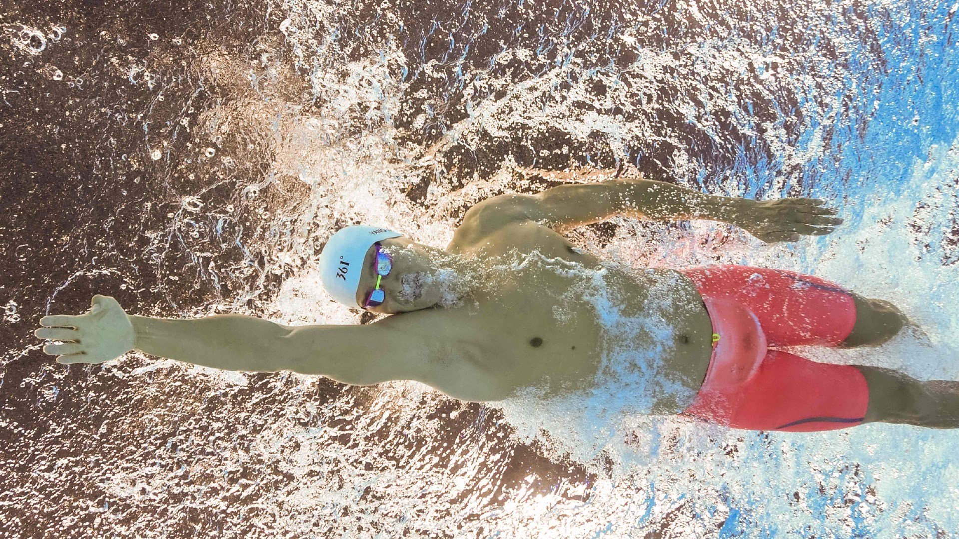 爱游戏娱乐网址-庞蒂决赛展现顶尖竞技状态，庞蒂克还有吗