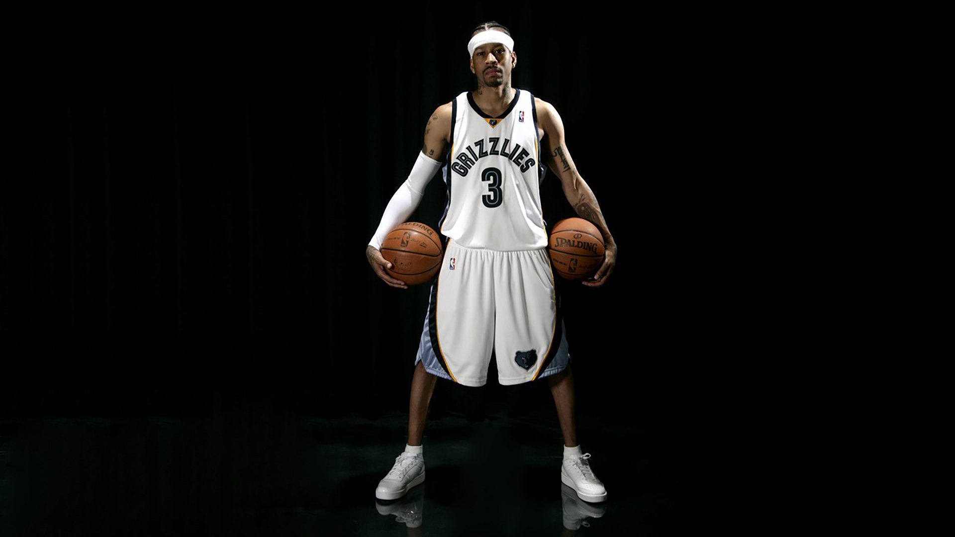 林丹参观羽毛球博物馆引发回忆，林丹羽毛球简介